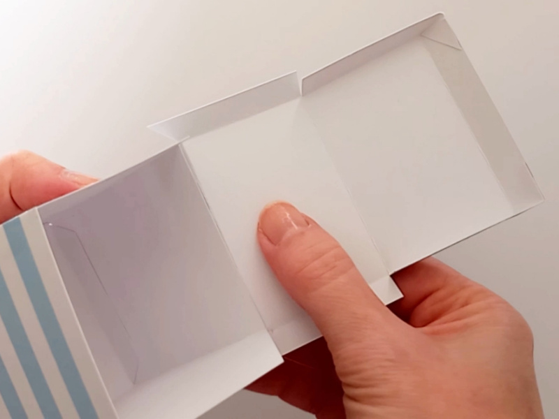 Beach Hut Favour Boxes for Beach Theme Party Gifts