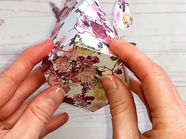 Pink Flower Favour Box for special occasion treats