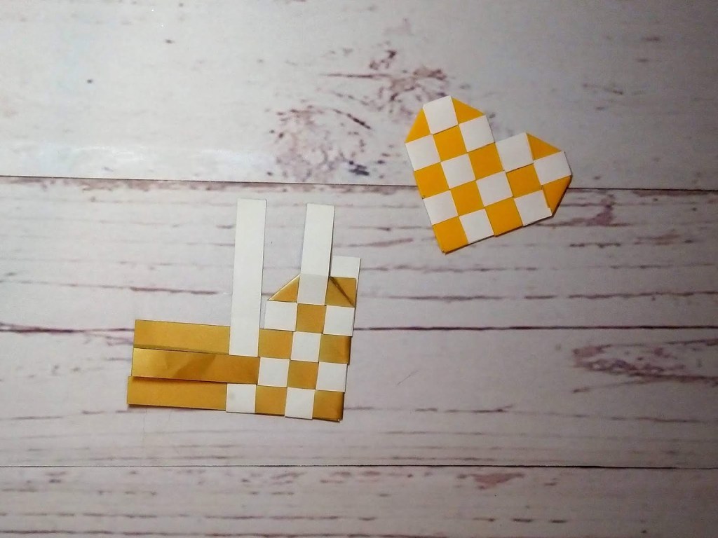 How to Make a Woven Paper Heart