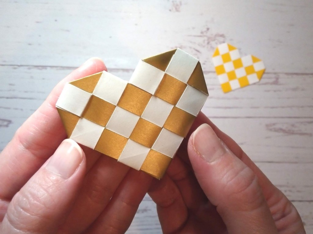 How to Make a Woven Paper Heart