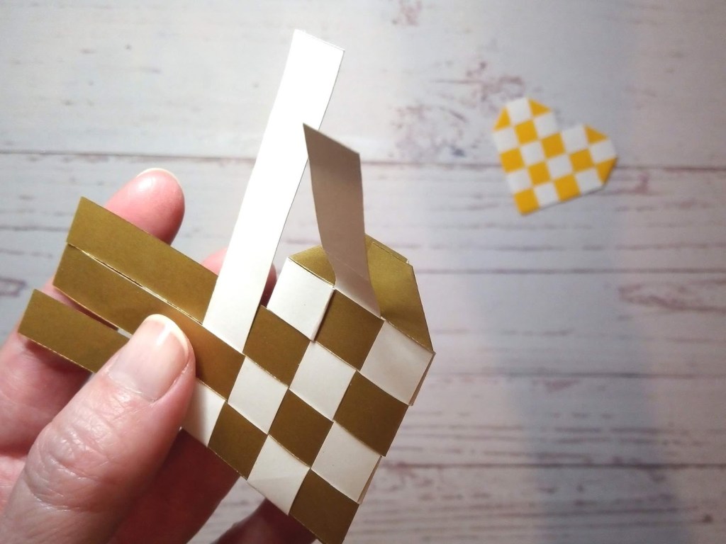 How to Make a Woven Paper Heart