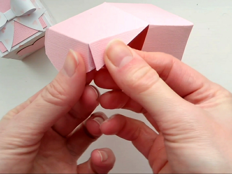 Paper Craft Heart Favour Box for Valentine's Day