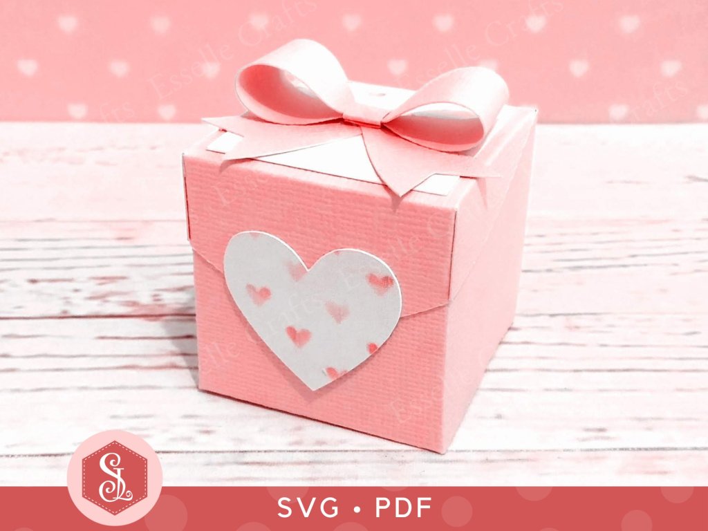 Paper Craft Heart Favour Box for Valentine's Day