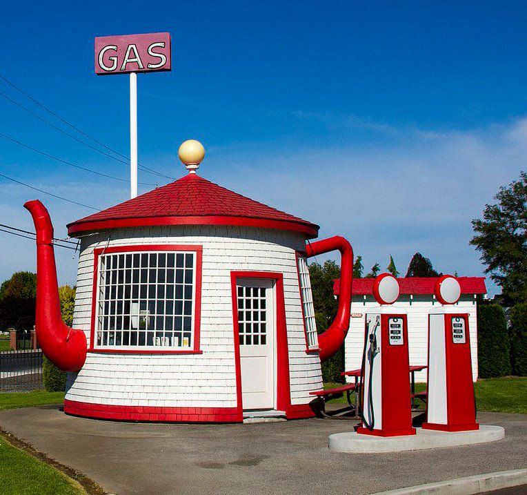 The teapot dome gas station in Zillah Washington USA under a deep blue sky